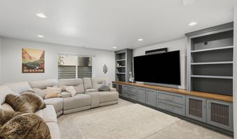362 S 400 E, Centerville, UT 84014