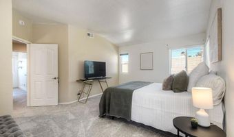 2116 Wedgewood Dr, Oceanside, CA 92056