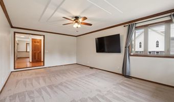 506 2nd Ave SW, Altoona, IA 50009