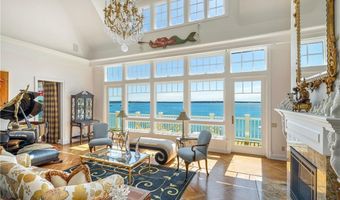 737 Boston Neck Rd, Narragansett, RI 02882