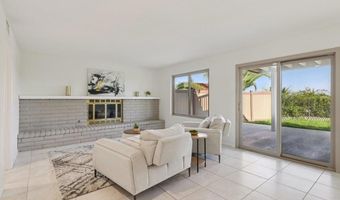 1895 Laurel Rd, Oceanside, CA 92054