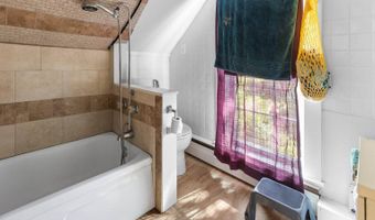 25 Winter St, Bangor, ME 04401