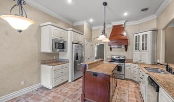 2114 Waymon St, Shreveport, LA 71118