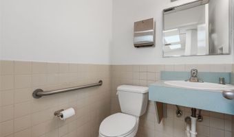 600 LAKEVIEW Rd 2B, Clearwater, FL 33756