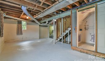 64 Arthur Rd, Asheville, NC 28806