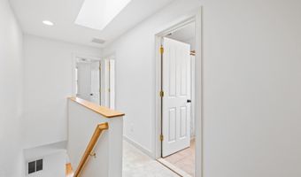 1946 LIGHT St, Baltimore, MD 21230