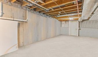 34 Cutter Ln 69, Amesbury, MA 01913