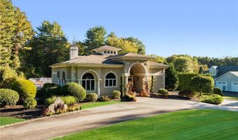 55 Wilbur Rd, Lincoln, RI 02865