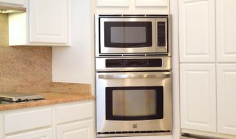 7025 CHESAPEAKE HARBOUR Dr 18B, Annapolis, MD 21403