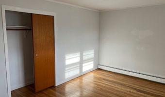 37 Hilton St, Belleville, NJ 07109