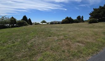 15282 HIGHWAY 101, Brookings, OR 97415