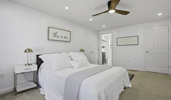 41 Nile St 41, Billerica, MA 01821