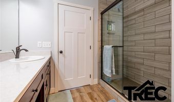 2855 Legacy Ln, Cody, WY 82414