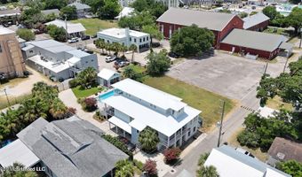 110 State St, Bay St. Louis, MS 39520