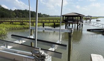 18 Sheffield Ave, Beaufort, SC 29907