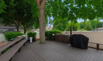 917 W Army Trail Blvd, Addison, IL 60101