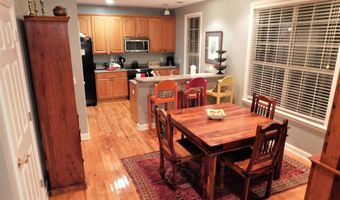 15 Meridian Rd, Beaufort, SC 29907