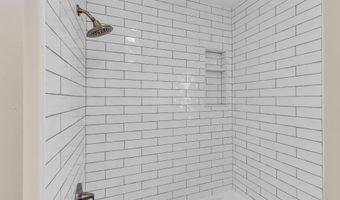 404 9th Ave Upper, Belmar, NJ 07719