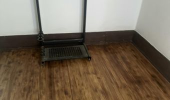 6 Henry St, Amsterdam, NY 12010