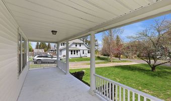 30 Old Wolcott Rd, Bristol, CT 06010