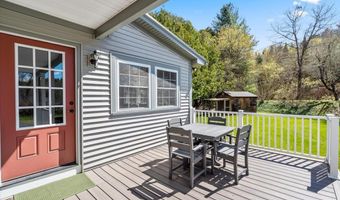 880 S Barre Rd, Barre, VT 05641