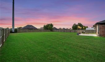 3501 SW Elm Manor Ave, Bentonville, AR 72712
