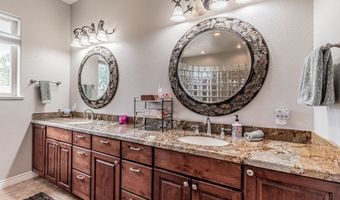 704 ANASAZI Dr, Aztec, NM 87410