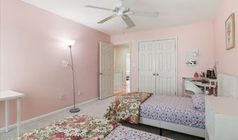 20385 BOWFONDS St, Ashburn, VA 20147