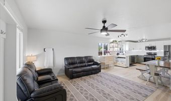3523 COLLEGE Loop, Albany, OR 97322