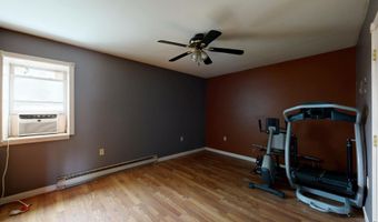 445 W River Rd, Augusta, ME 04330