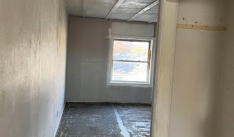 1242 E Superior St, Alma, MI 48801