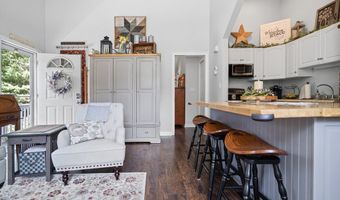 9 Meridien Way, Billerica, MA 01821