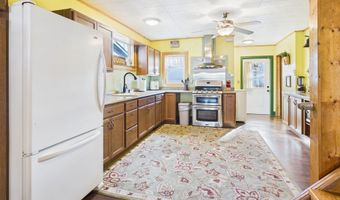 821 W 5th St, Anderson, IN 46016