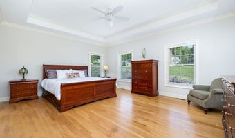 176 Fox Hollow Ln, Bristol, CT 06010