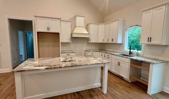 464 Bellview Rd, Appomattox, VA 24522