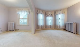 892 30th St, Altoona, PA 16601
