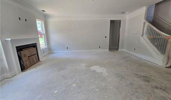 372 Conifer Ln, Ball Ground, GA 30107