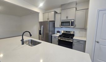 66 Bloodroot St, Angier, NC 27501