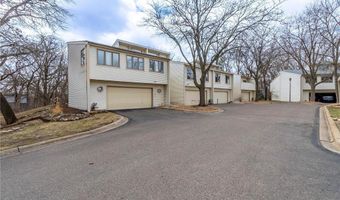 8372 Lower 138th Ct, Apple Valley, MN 55124