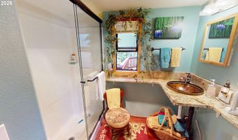 19921 WHALESHEAD Rd U6, Brookings, OR 97415