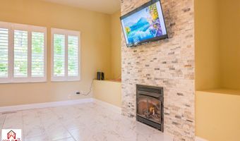 372 Foxboro Dr, Avon, IN 46123