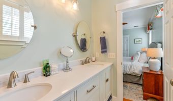 6 Carolina Ln, Beaufort, SC 29907