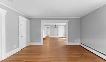 692 Hope St 2, Bristol, RI 02809