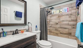19885 Loop St, Anderson, CA 96007