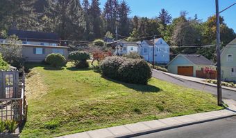 19 TH St, Astoria, OR 97103
