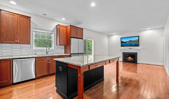 4101 HIGH POINT Ct, Annandale, VA 22003