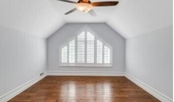 934 W Huron St, Ann Arbor, MI 48103