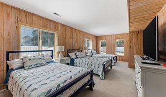6709 Dune Dr, Avalon, NJ 08202