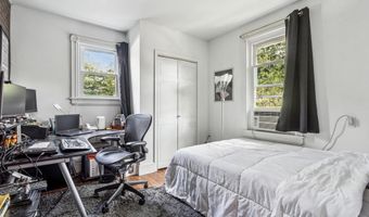 43 E HENRY St, Palmyra, NJ 08065