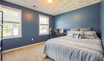 71 Francis Ave, East Providence, RI 02915